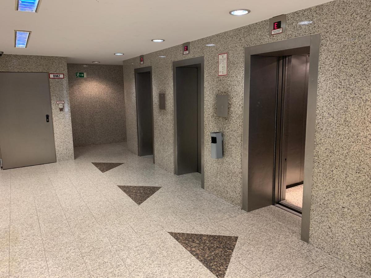 Gemuetliches Zimmer 20 Min Vom Frankfurt Hbf 1 Langen  Eksteriør bilde